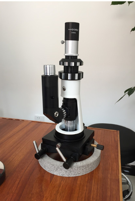 Κάθετο φορητό μεταλλουργικό μικροσκόπιο φωτισμού για τη μηχανή δοκιμής σκληρότητας μετάλλων