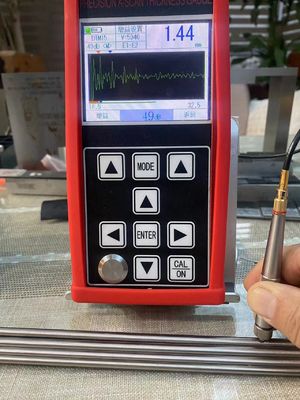 Μια σάρωση B σάρωση 0,001mm htigh ανάλυση διεισδυτική επικάλυψη υπερήχων πάχους μετρητή